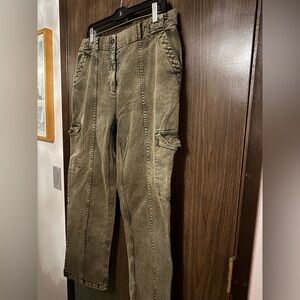 018C // Treasure & Bond Olive Jeans EUC // 12